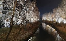 Felice Studio Bianco